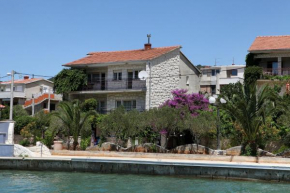 Apartments Mar - 10m from the sea